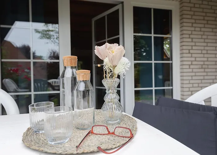 بيت للعطل Vogelsand 06 *